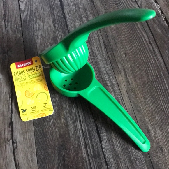 ART & COOK Citrus Lemon Lime Squeezer Green - Picture 1 of 6